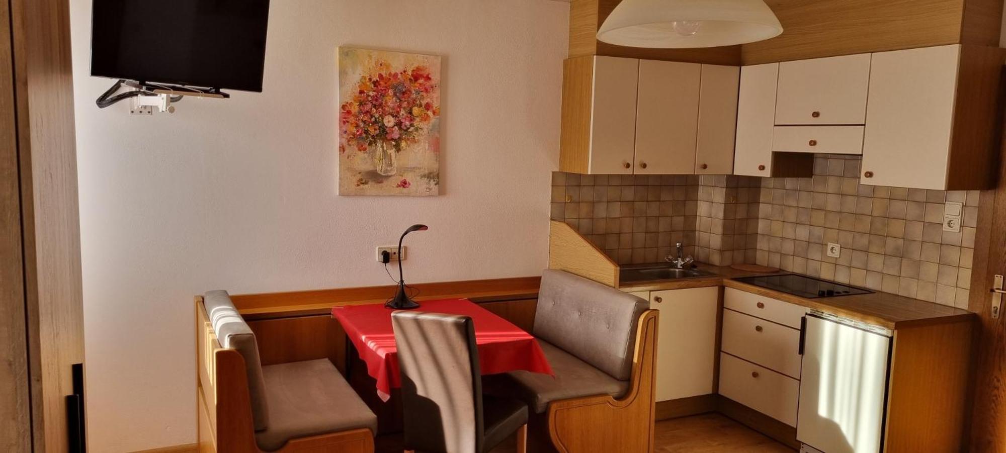 Garni Helfer Bed & Breakfast Dobbiaco Exterior foto