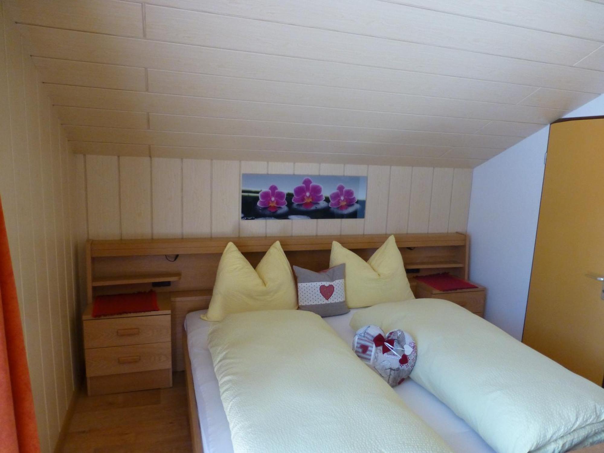 Garni Helfer Bed & Breakfast Dobbiaco Exterior foto